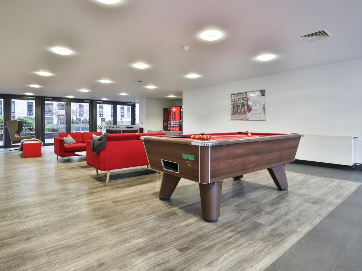 Sterling Court In Wembley Λονδίνο Εξωτερικό φωτογραφία
