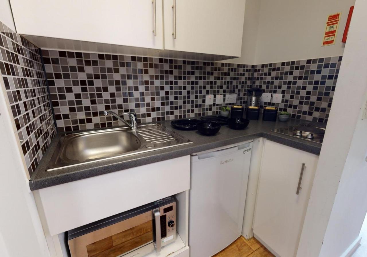 Sterling Court In Wembley Λονδίνο Εξωτερικό φωτογραφία